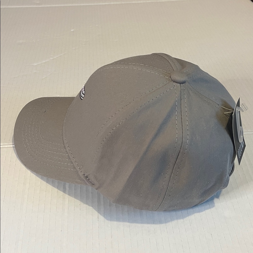 Gray Cap with Pink Sneaker Embroidery NWT - Picture 7 of 10